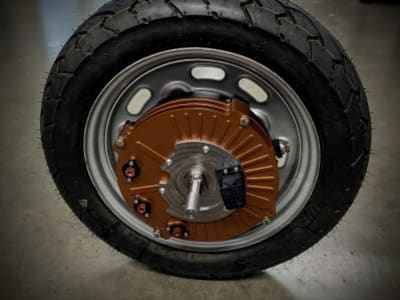 Conifer Kembangkan Motor Listrik Hemat Biaya Tanpa Elemen Langka untuk Kendaraan Kecil