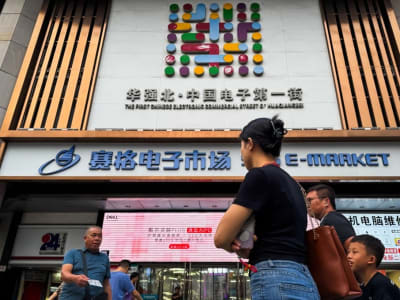 Tarif AS-China Picu Krisis Cepat di Pasar Chip Huaqiangbei Shenzhen