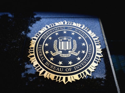 FBI Geledah Rumah Profesor Terkenal di Indiana, Universitas Hapus Profilnya