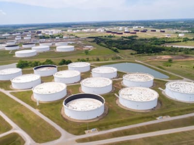 Stok Minyak Mentah AS Naik, Bensin dan Distilat Turun Signifikan