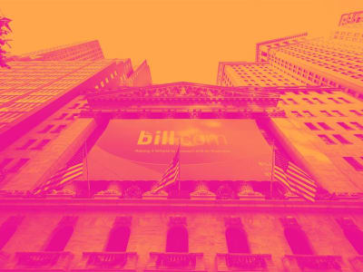 Analisis Laporan Keuangan Perusahaan SaaS Keuangan dan HR Terbaru