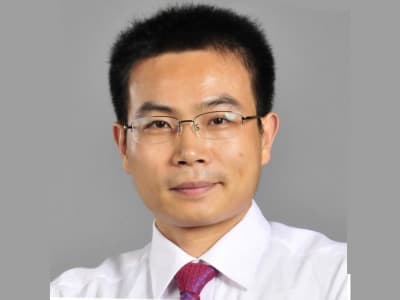 Ilmuwan Senior Tinggalkan AS untuk Karir Baru di China di Tengah Ketegangan Politik