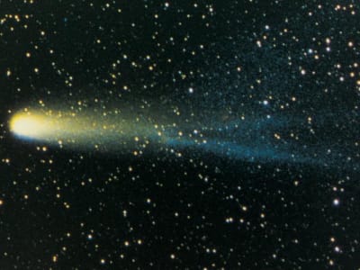 Mengenal Hujan Meteor Eta Aquariid 2025: Waktu dan Cara Terbaik Melihat Bintang Jatuh