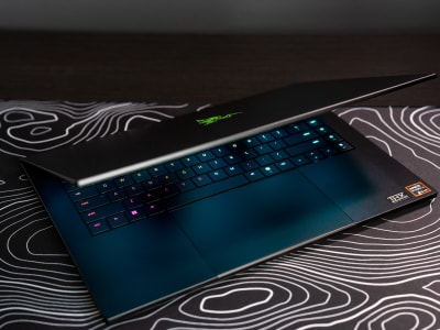 Ulasan Razer Blade 16 2025: Laptop Gaming Tipis dengan Performa Tinggi Tapi Mahal