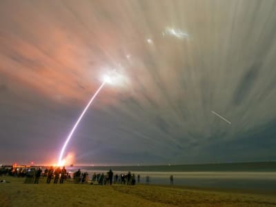 Masa Baru Industri Antariksa: Tantangan, Peluang, dan Masa Depan Investasi