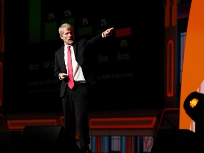 MicroStrategy Raih Keuntungan Besar Dengan Strategi Besar Beli Bitcoin