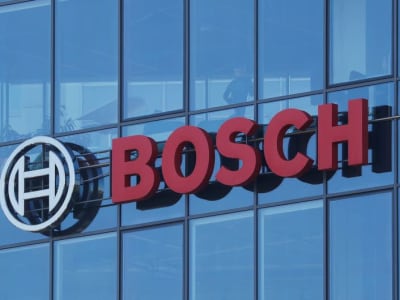 Bosch Mulai Produksi Komputer AI untuk Kokpit Mobil di China Tahun Ini