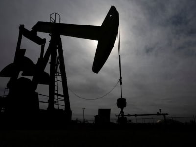 Stok Minyak AS Naik Tak Terduga, Persediaan Bensin dan Diesel Turun Drastis