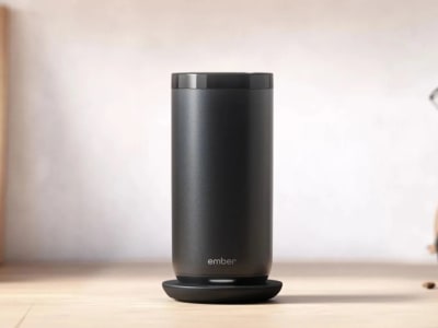 Diskon 50% Ember Tumbler, Smart Mug Terbesar yang Bikin Kopi Tetap Hangat