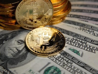 Bitcoin Jadi Pilihan Investor Saat Dolar AS Lemah dan Fed Tertekan