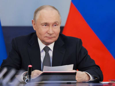 Putin Puji Elon Musk Sebagai Korolev Modern di Dunia Luar Angkasa