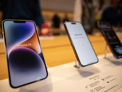 Apple Siap Alihkan Produksi iPhone ke AS dan India Demi Hindari Tarif Tinggi