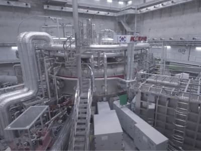 Terobosan Algoritma Deteksi Tumbukan Partikel 15 Kali Lebih Cepat untuk Reaktor Fusi