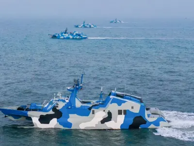 Kapal Cepat Rudal Type 22 China Tantang Kapal Perang AS di Laut China Selatan