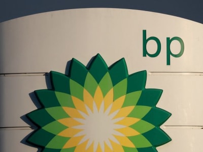 BP Laporkan Kerugian, Kepala Strategi Mundur, dan Rencana Jual Aset Besar