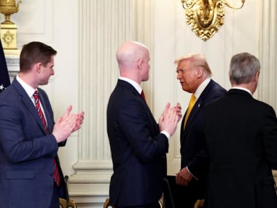 Era Trump 2.0: Bank dan Kripto Mulai Berkolaborasi dengan Lisensi dan Stablecoin