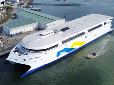 Kapal Baterai Terbesar Dunia Diluncurkan di Tasmania, Masa Depan Transportasi Laut Bersih