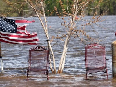 Ilmuwan AS Berjuang Terbitkan Laporan Perubahan Iklim Meski Dihentikan Trump