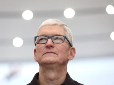 Apple Hadapi Masalah Hukum dan Tantangan Bisnis di Era Tarif dan Regulasi