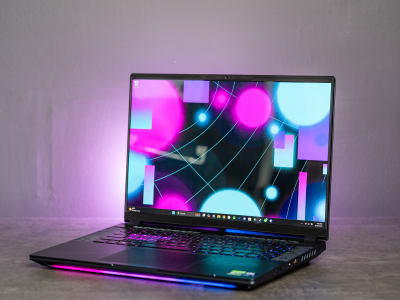 Gigabyte Aorus Master 16: Laptop Gaming Kencang dengan Masalah Kipas Bising dan Material Plastik