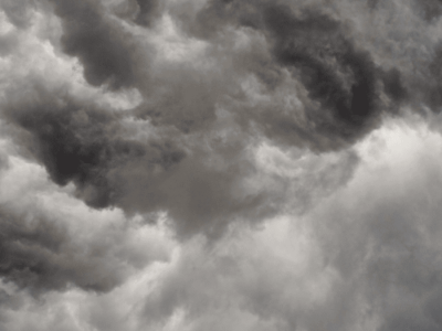 Drone China Tingkatkan Curah Hujan 4% di Xinjiang dengan Penyemaian Awan