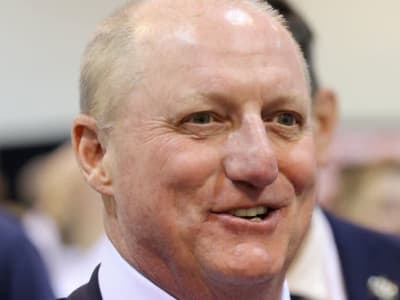 Berkshire Hathaway Ubah Strategi Atasi Risiko Kebakaran Hutan PacifiCorp