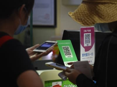 Pengeluaran Wisatawan di China Naik Pesat Berkat Teknologi Pembayaran Digital