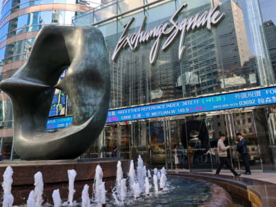 Saham Hong Kong Menguat, HKMA Intervensi Jaga Nilai Tukar Tetap Stabil