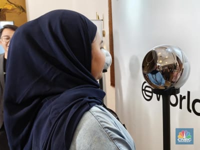 DPR Dukung Pembekuan World ID untuk Lindungi Data Biometrik Warga