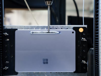 Rahasia Laboratorium Microsoft: Bagaimana Surface Kecil Diciptakan dan Diuji