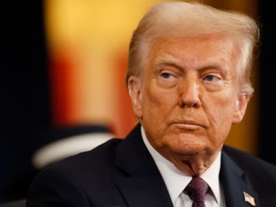 Tarif Trump Picu Tekanan Anggaran, tapi Investasi AI Tetap Kuat
