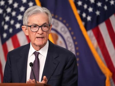 Pengumuman Perdagangan dan Kebijakan Fed Dorong Bitcoin Dekati Rp 1.64 juta ($100.000) 