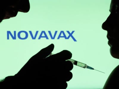 Novavax Bekerja Keras Hadapi Penundaan Aturan FDA untuk Vaksin COVID-19