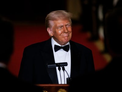 TRUMP Meme Coin Gelar Dinner Eksklusif dan Bagi NFT untuk Pemegang Token Teratas