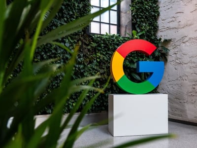 Saudi Arabia Luncurkan Dana AI 100 Juta Dolar Bersama Google Saat Kunjungan Trump