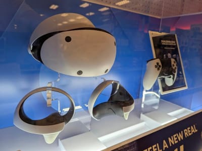 Nvidia, Apple, dan Meta: Siapa Jawara Investasi di Pasar VR yang Meledak?