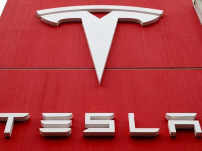 Penurunan Permintaan Model Y Baru, Tesla Berikan Diskon dan Cicilan 0%