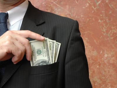 Pasar Crypto Mulai Koreksi Setelah Reli Kuat, Coinbase Jadi Katalis Penting