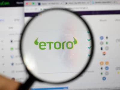 ARK Invest Beli Besar Saham eToro Saat Debut Nasdaq, Saham Melonjak 29%
