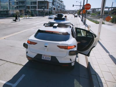 Waymo Tarik Ribuan Mobil Self-Driving Karena Kecelakaan Beruntun di AS