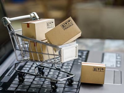 Kemasan DTC: Kunci Loyalitas dan Keberlanjutan di Era eCommerce