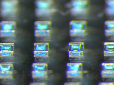 Teknologi Vaksin Satu Suntikan dengan Pelepasan Dosis Bertahap dari MIT