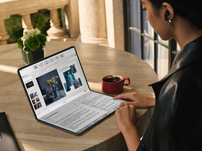 Huawei Perkenalkan MateBook Fold, Laptop Lipat Super Tipis dengan HarmonyOS 5