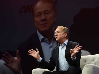 Pemimpin Bisnis Harus Berubah Setiap Tahun Agar Tak Tertinggal AI