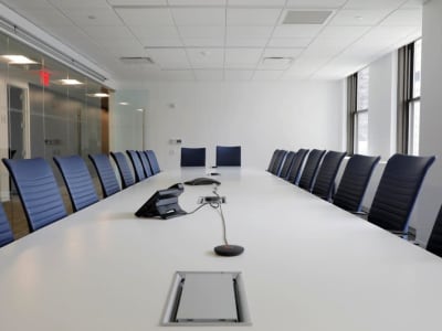 Mayoritas Eksekutif AS Ingin Ganti Anggota Dewan yang Campuri Manajemen