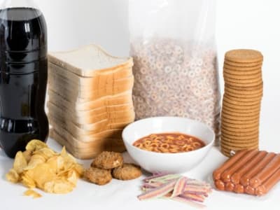 Mengungkap Konsumsi Makanan Ultra-Proses Melalui Molekul dalam Darah dan Urine