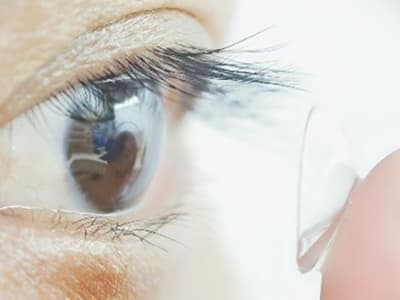 Lensa Kontak Canggih Bantu Manusia Melihat Cahaya Inframerah Tanpa Peralatan Besar