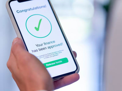 Potensi Kenaikan 50% Saham SoFi Technologies dengan Pemulihan Pinjaman Pelajar