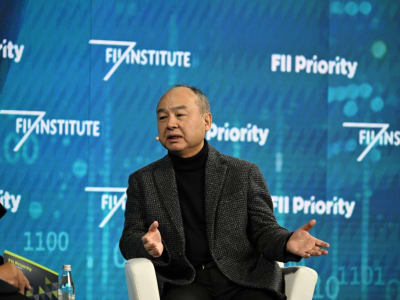 SoftBank Catat Untung Besar dan Perkuat Investasi Kecerdasan Buatan