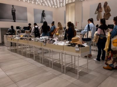 Kepercayaan Konsumen AS Meningkat Setelah Meredanya Ketegangan Perdagangan